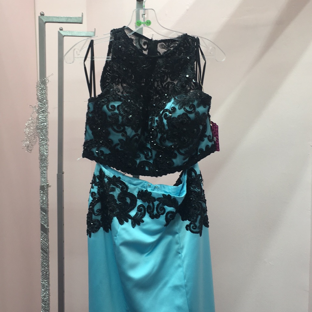 Nwt Two Piece Blue And Black